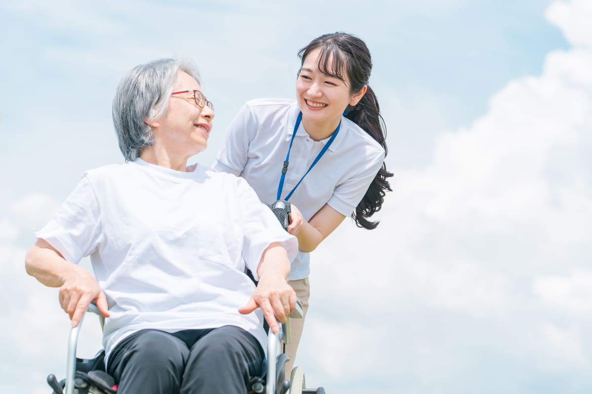 「介護士はやめとけ」という声を気にしなくて良い人の特徴